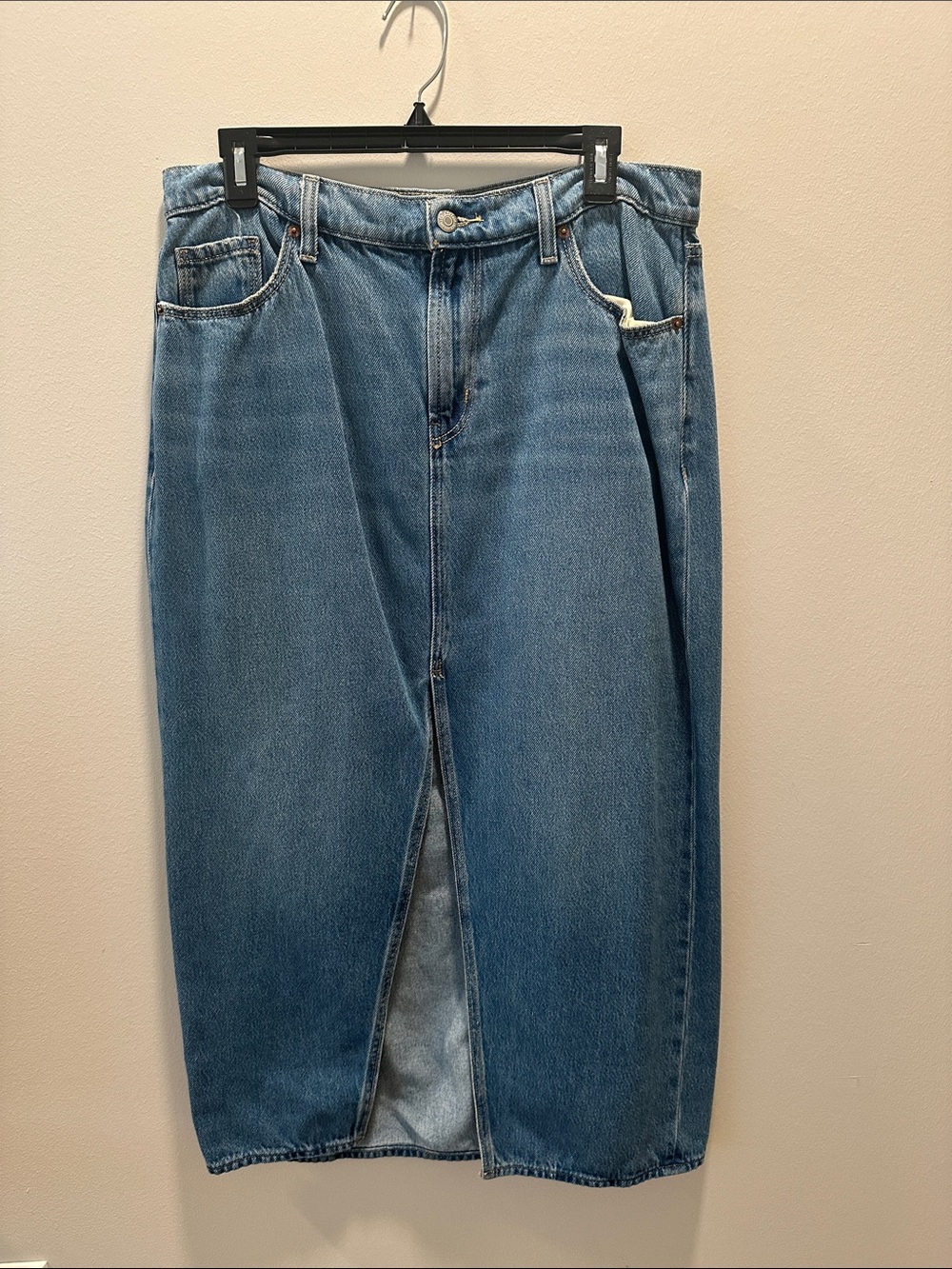 Old Navy Light Blue Straight-Leg Jeans